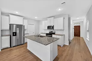 340 Willowmore Dr, Little Elm, TX 75068 - Photo 8