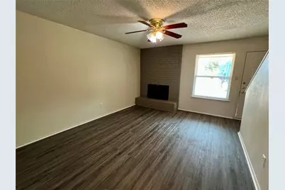2019 Paisley Drive #A, Arlington, TX 76015 - Photo 4