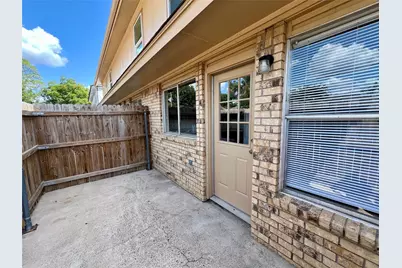 2019 Paisley Drive #A, Arlington, TX 76015 - Photo 2