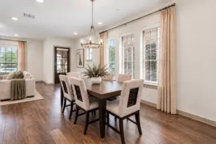 4865 Paddock Trl, Carrollton, TX 75010 - Photo 4