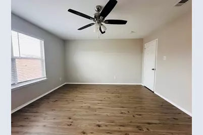 7233 Lindentree Lane, Fort Worth, TX 76137 - Photo 12