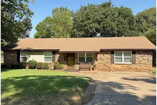 125 Glenhaven Dr, Azle, TX 76020 - Photo 1
