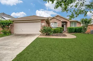 1617 Redwood Dr, Corinth, TX 76210 - Photo 2