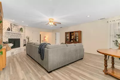 6212 Westover Drive, Granbury, TX 76049 - Photo 8