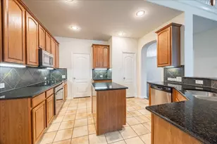 1725 Birds Eye Rd, Fort Worth, TX 76177 - Photo 12