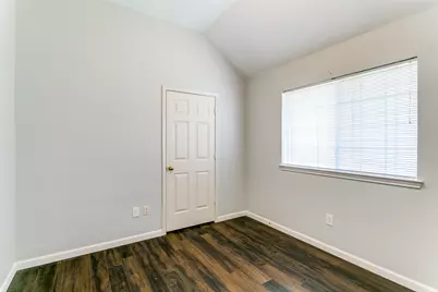 2107 Amherst Drive, Lewisville, TX 75067 - Photo 18