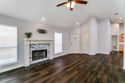 2107 Amherst Drive, Lewisville, TX 75067 - Photo 4