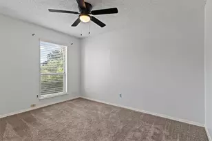 709 Royal Oaks Dr, Garland, TX 75040 - Photo 24