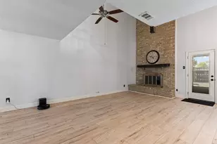 709 Royal Oaks Dr, Garland, TX 75040 - Photo 6