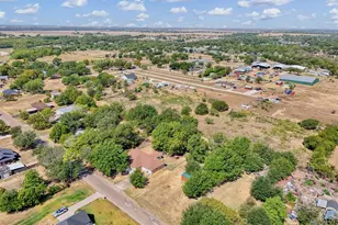 896 Randy Dr, Woodway, TX 76712 - Photo 38