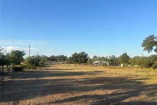 971 E Barry St, Reno, TX 76020 - Photo 1