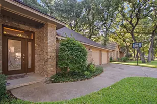 649 Parkridge Blvd, Burleson, TX 76028 - Photo 34