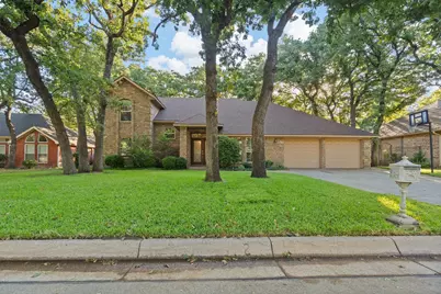 649 Parkridge Boulevard, Burleson, TX 76028 - Photo 1