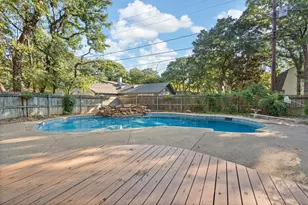 649 Parkridge Blvd, Burleson, TX 76028 - Photo 30