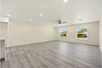 3030 Mark Twain Drive, Farmers Branch, TX 75234 - Photo 6