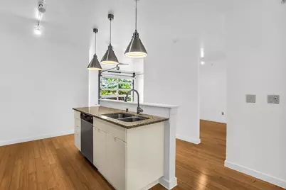 1111 S Akard Street #304, Dallas, TX 75215 - Photo 6