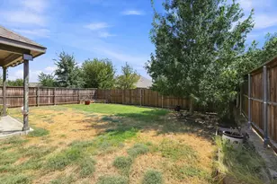 949 Slate Ln, Celina, TX 75009 - Photo 34