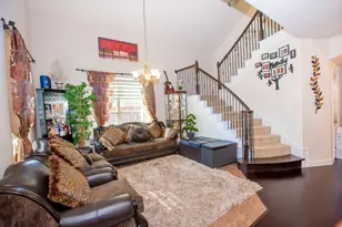 1002 Nail Ln, Euless, TX 76040 - Photo 6