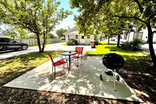 1804 N Elm St, Denton, TX 76201 - Photo 16