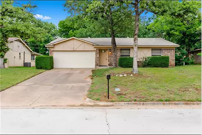 2805 Mintwood Place, Arlington, TX 76016 - Photo 1