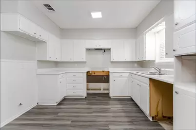 2805 Mintwood Place, Arlington, TX 76016 - Photo 12