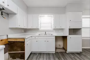 2805 Mintwood Pl, Arlington, TX 76016 - Photo 14