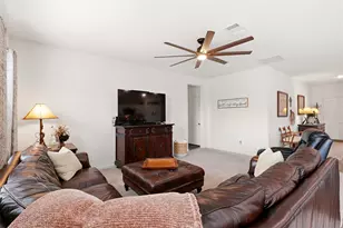 2600 Sanders Creek Dr, Glenn Heights, TX 75154 - Photo 10