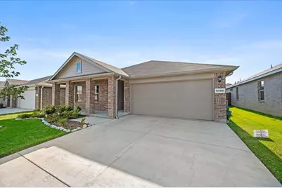 8425 Coffee Springs Drive, Fort Worth, TX 76131 - Photo 2