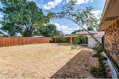 1900 Oakbluff Drive, Carrollton, TX 75007 - Photo 22