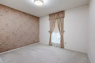 1900 Oakbluff Dr, Carrollton, TX 75007 - Photo 18