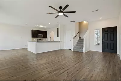 1403 Kinglet Drive, Ennis, TX 75119 - Photo 4