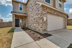 1403 Kinglet Dr, Ennis, TX 75119 - Photo 2