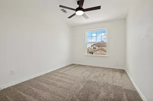 1403 Kinglet Dr, Ennis, TX 75119 - Photo 14