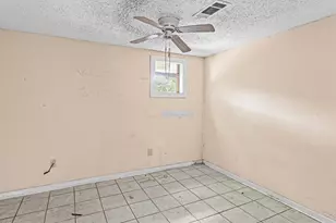 612 Meadow Park Dr, White Settlement, TX 76108 - Photo 26