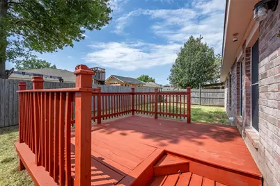 810 Engleside Drive, Arlington, TX 76018 - Photo 24