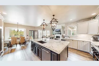 4805 Rangewood Drive, Flower Mound, TX 75028 - Photo 12