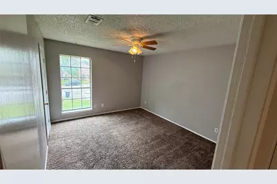 7808 Ashe Court #D, Fort Worth, TX 76112 - Photo 8