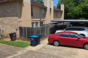 7808 Ashe Ct, Fort Worth, TX 76112 - Photo 16