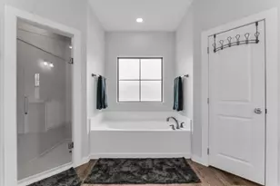 128 Sydney Ln, Robinson, TX 76655 - Photo 12