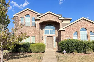 2104 Stonewood Dr, Lancaster, TX 75134 - Photo 1