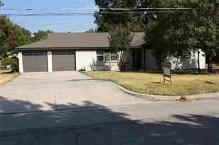 1103 Bryant St, Benbrook, TX 76126 - Photo 1