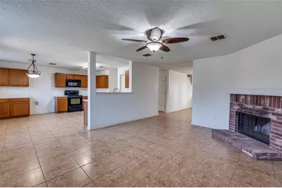 8402 Olivia Meadow Drive, Arlington, TX 76002 - Photo 2
