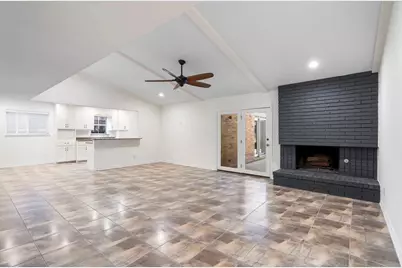 7162 Carrousel Circle, Dallas, TX 75214 - Photo 2