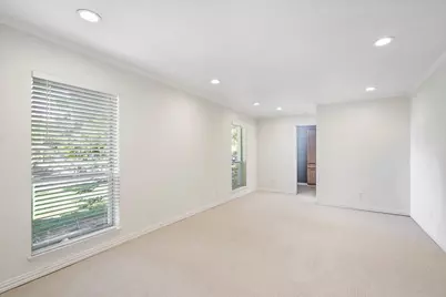 7162 Carrousel Circle, Dallas, TX 75214 - Photo 14