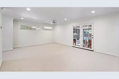 7162 Carrousel Circle, Dallas, TX 75214 - Photo 16
