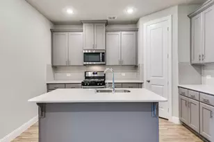 1036 Foxglove Dr, Carrollton, TX 75007 - Photo 10