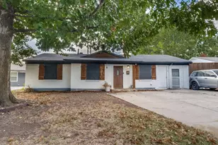 1911 El Capitan Dr, Dallas, TX 75228 - Photo 2