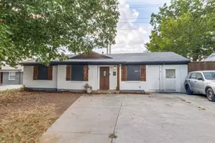 1911 El Capitan Dr, Dallas, TX 75228 - Photo 1