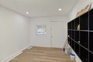 1911 El Capitan Dr, Dallas, TX 75228 - Photo 14