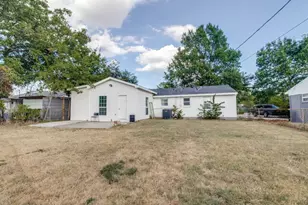 1911 El Capitan Dr, Dallas, TX 75228 - Photo 24